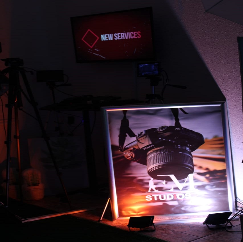 WhatsApp Image 2023-04-04 at 19.05.55 WhatsApp Image 2023-04-04 at 19.05.55